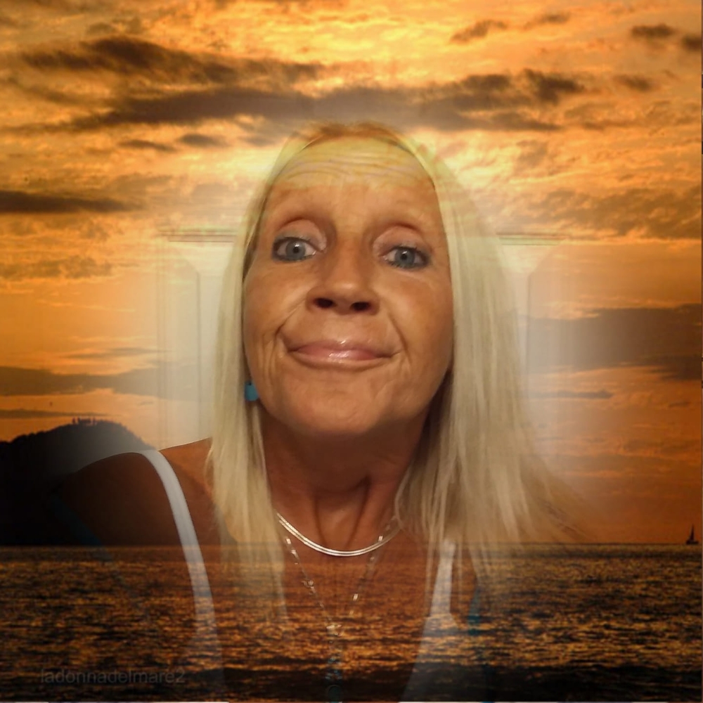 Meet your Posher, Carmen